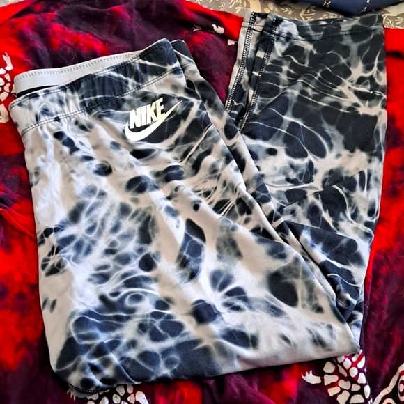 Nike Pants - NIKE LARGE YOGA PANTS